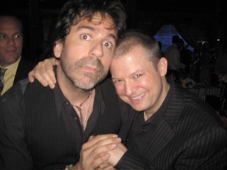 Illustration for article titled Comedians Mourn Greg Giraldo On Twitter